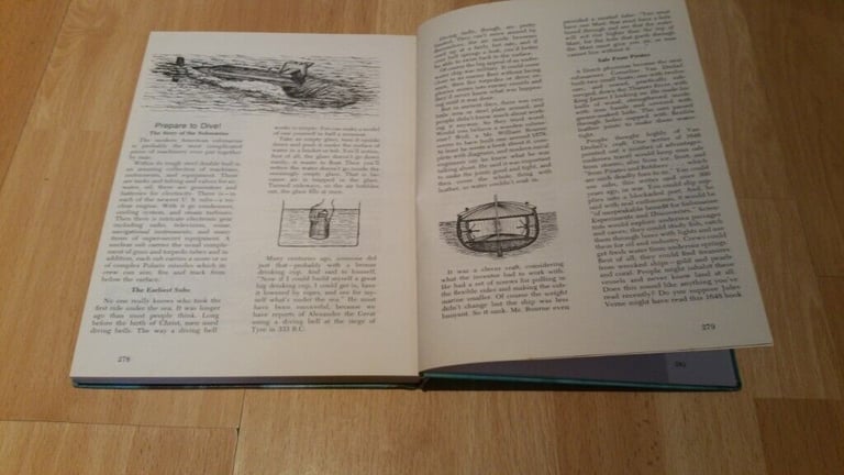 Rare Vintage 60's Edition 20, 000 LEAGUES UNDER THE Sea by JOULES VERNE. Large Hardback Book. 