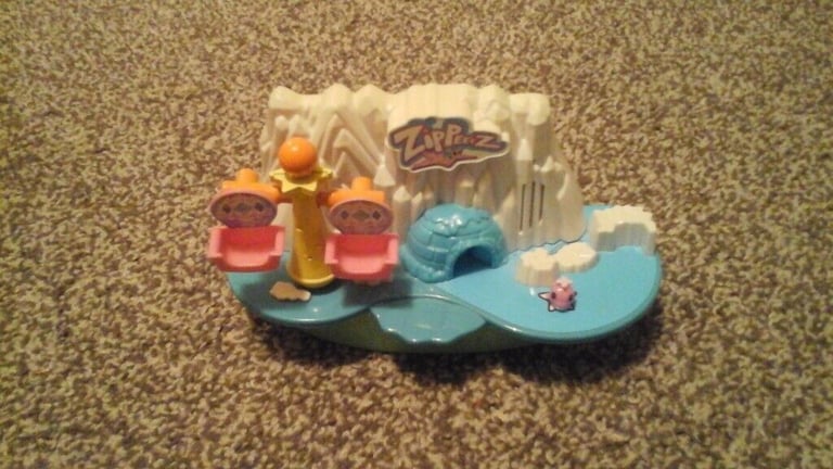 image for Zippeeez dolphin
