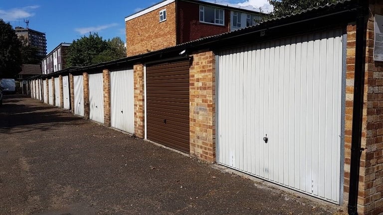 Garage/Parking/Storage to rent: Hollies Court, Crockford Park Road, Addlestone KT15 2NA - GATED SITE