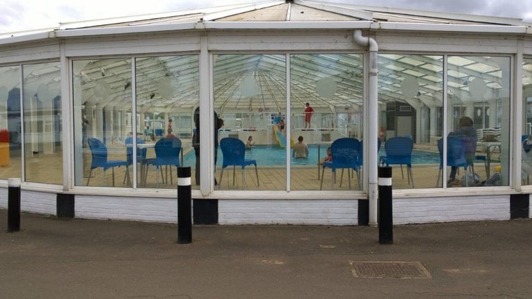 Static caravan to rent/hire in Heacham South Beach Nr Hunstanton