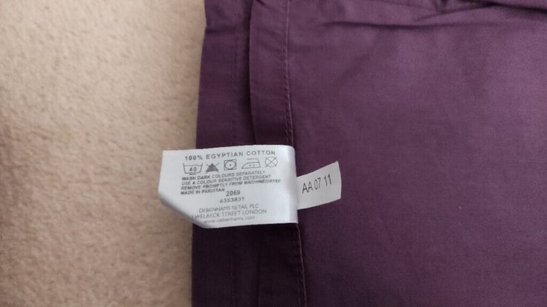 Purple Double Quilt Cover and two pillowcases (two sets available)