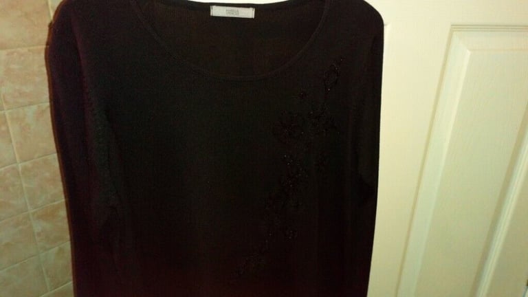 Jumper - M & S