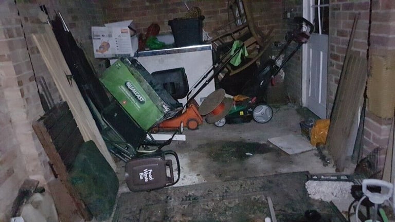 image for SAME DAY RUBBISH & HOUSE CLEARANCE,JUNK-WASTE REMOVAL,GARDEN/OFFICE WASTE