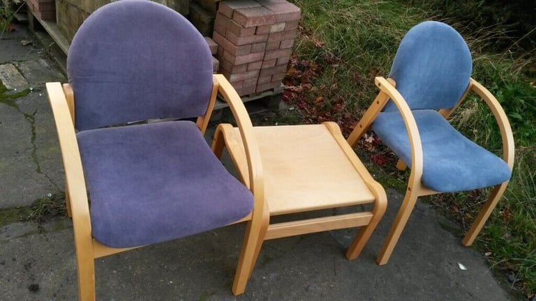 reception chairs and table