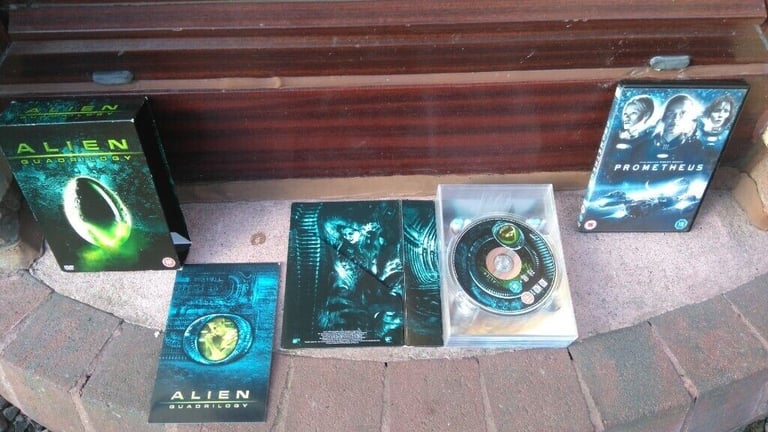 IDEAL GIFT - Alien Quadrilogy DVD Boxset