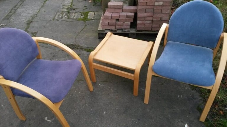 reception chairs and table