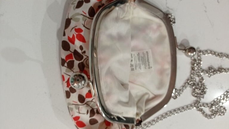 Small Evening Handbag. Excellent condition 