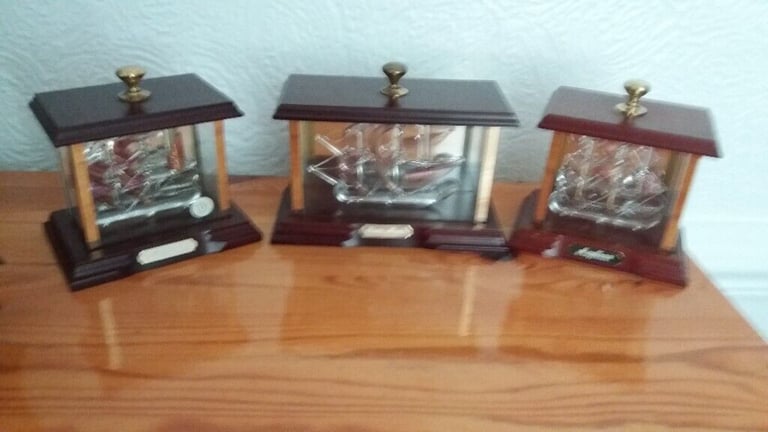 image for Glass ship models in Glass/Wooden Cases
