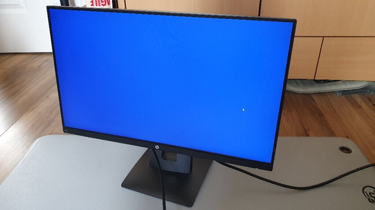 HP Z23n 23-inch Narrow Bezel IPS Display Monitor