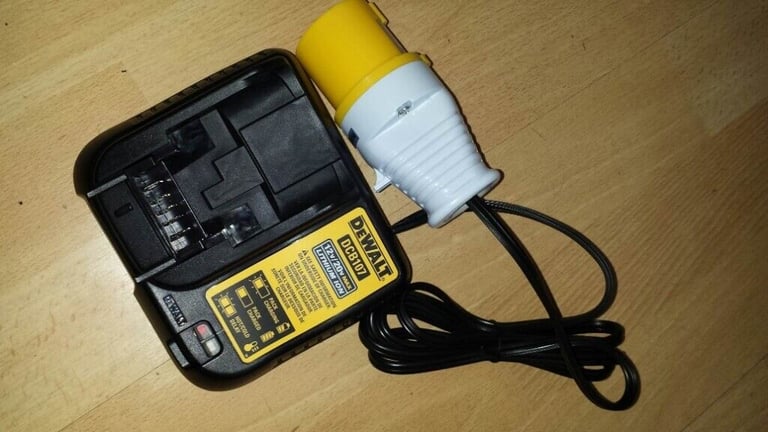 New Dewalt DCB107 10.8 to 20V Max Li-ion Battery Charger replaces DCB115 & DCB12