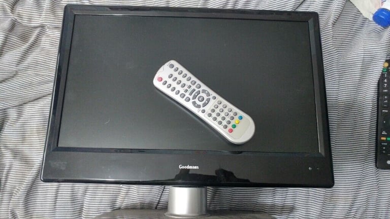 image for 19inch lcd tv - house home flat apartment - movies, films, sport, drama, 