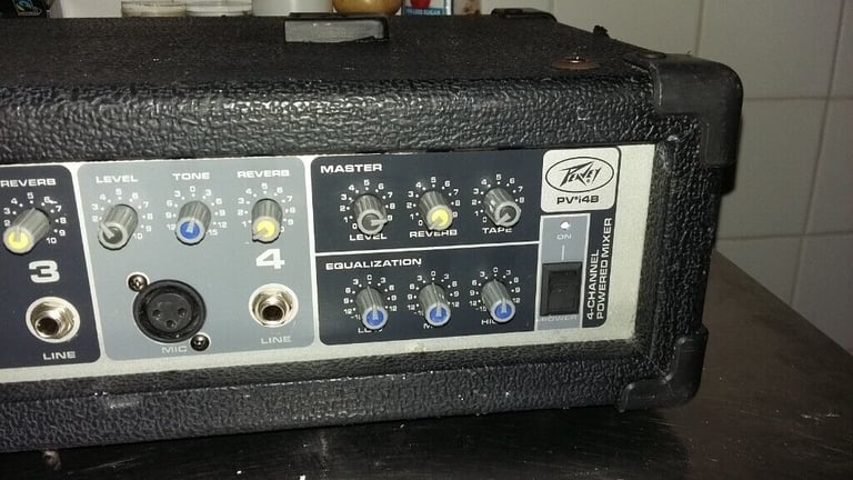 Peavey PV.i 14B 4 channel powered mixer
