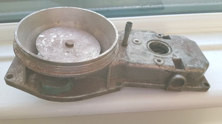 Porsche Mass Air Flow Meter Unit - BOSCH - 0438120060 Porsche - 047133353B