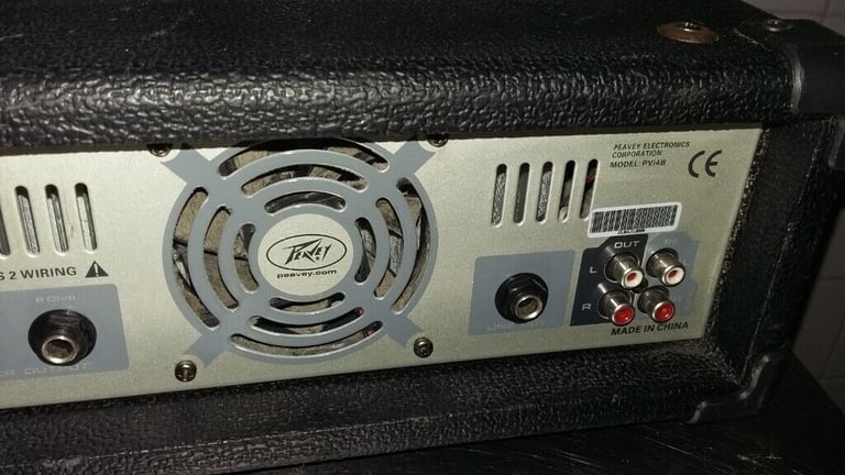 Peavey PV.i 14B 4 channel powered mixer