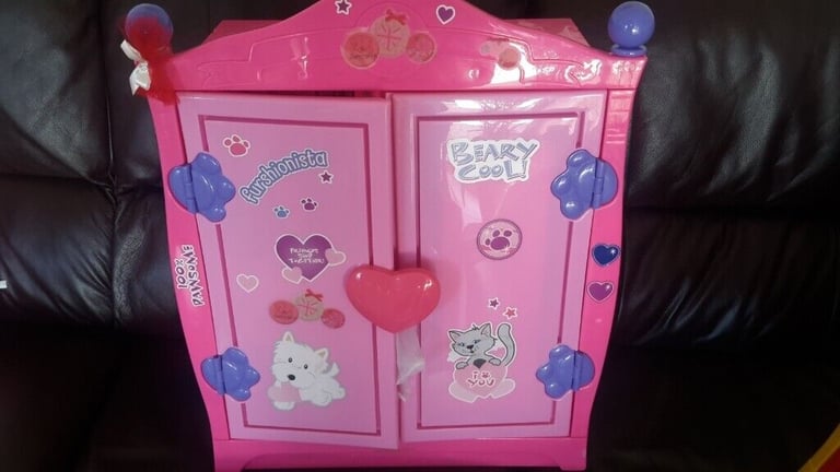 image for Girls build a bear wardrobe and shoe case