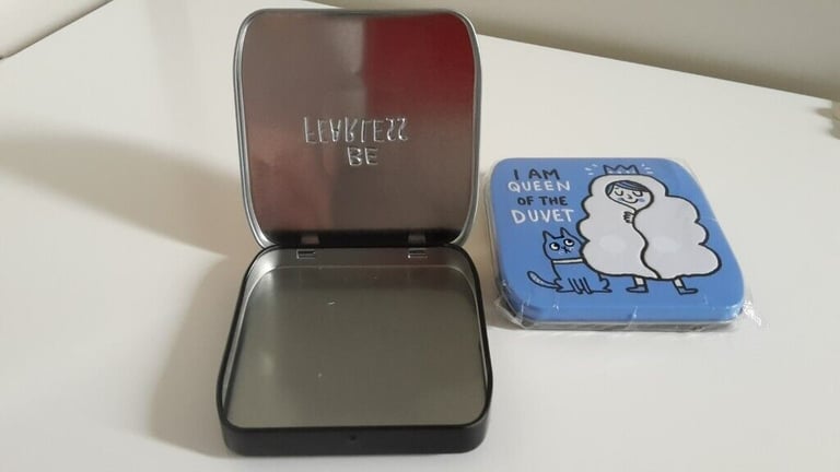 Clearance - 2 Metal boxes and Thai coin purse £0.50 each