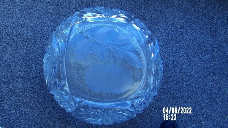 GLASS DECANTER WITH STOPPER AND OTHER COULOR VASE £3