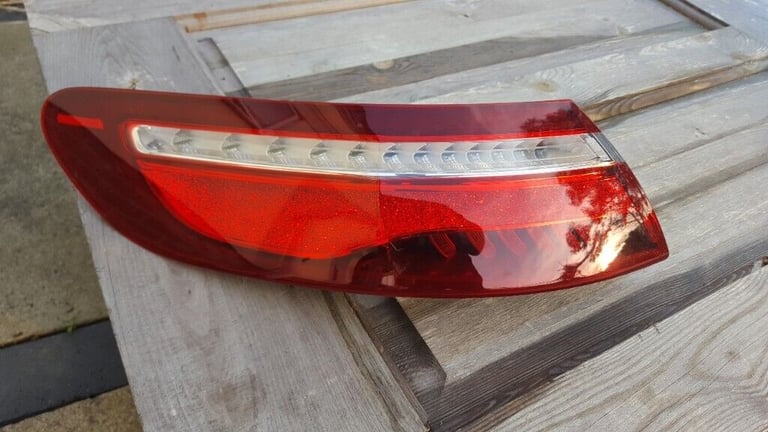 image for MERCEDES E CLASS - AMG - REAR TAIL/ BRAKE LIGHT - A238/ W238 - PASSENGERSIDE