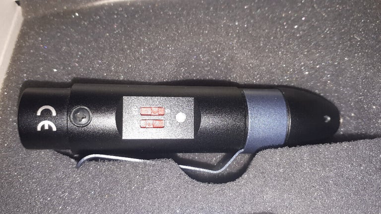 Sennheiser MZA 900 P line convertor, phantom power adapter