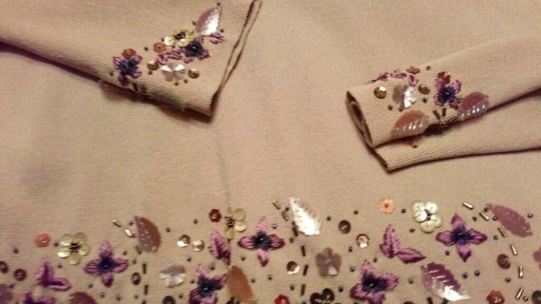 Wallis top