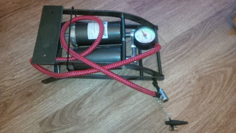 Bicycle & foot pump