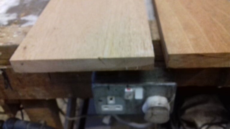 MAHOGANY RECLAIMED TIMBER.