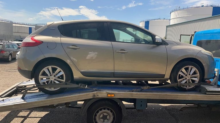 24/7 breakdown recovery tow cars van bike 4x4 transportation 