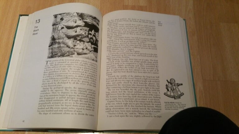 Rare Vintage 60's Edition 20, 000 LEAGUES UNDER THE Sea by JOULES VERNE. Large Hardback Book. 
