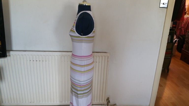 TED BAKER LONDON Summer Body Con Maxi Dress. Mint Cond. Size 1 ( S ). Mint Cond. 