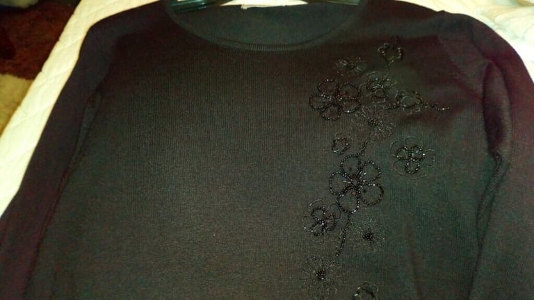 Jumper - M & S