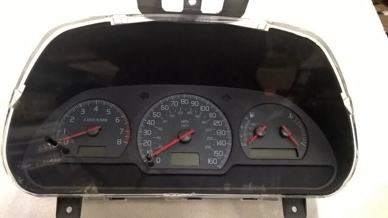 Volvo S40/V40 Speedo Cluster.   