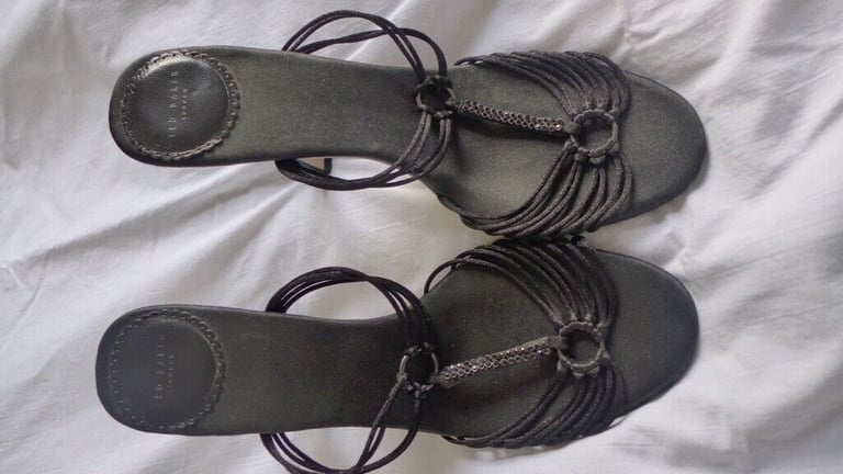Beautiful, black, TED BAKER Twinkle Toes evening shoes/heels, Size: 39 (6.5). Perfect condition.