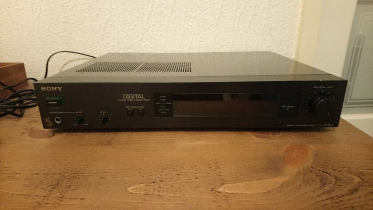 Sony PCM-501ES Digital Audio Processor - Vintage 1984