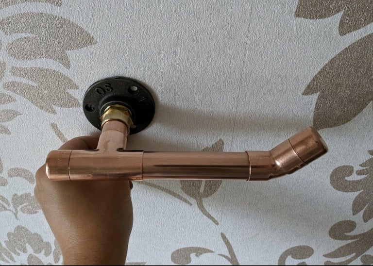 INDUSTRIAL DESIGNED COPPER PIPE LOO ROLL HOLDER