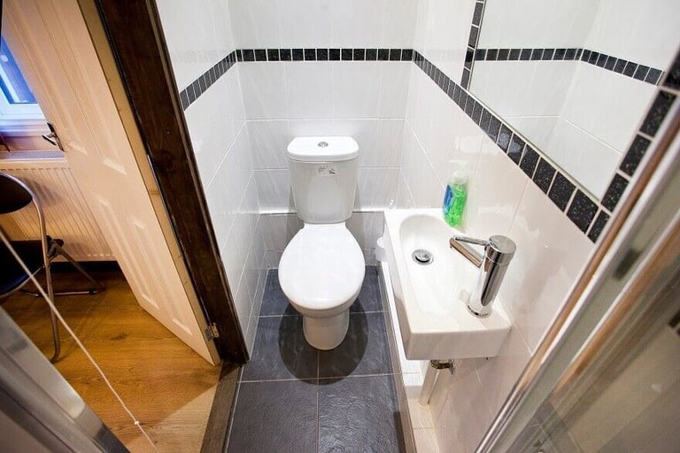 Short Term Accommodation City Centre Double Rooms with kitchen from £50 a Night