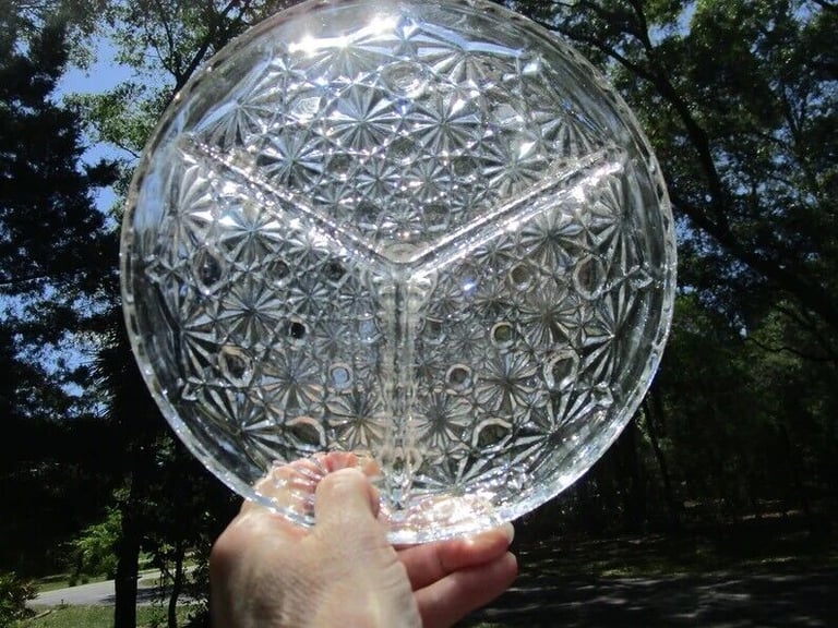 French lux Veropa glass - Crystal cut platter dish