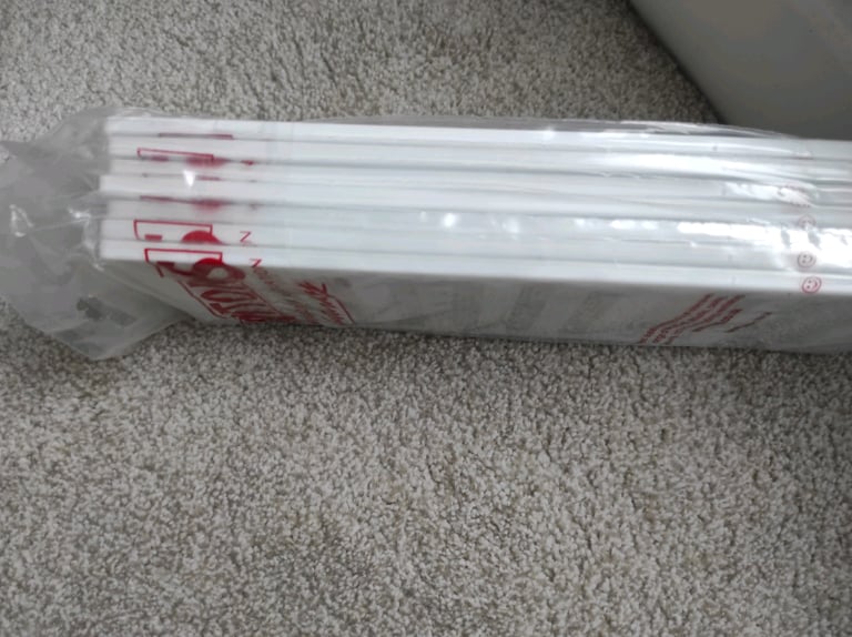Rytons Hit and Miss Vent 9*3'(white)