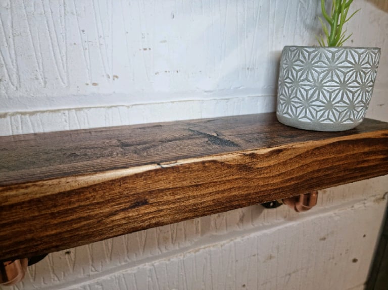 Chunky Rustic Shelf & Industrial Designed Copper Pipe Shelf Brackets