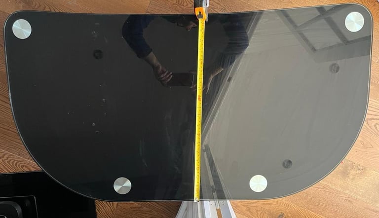 Glass tv stand/unit REDUCED ……£18