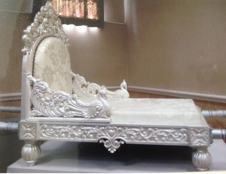 *** Wedding Mandap Leather Diamond Sofa and Chairs with Doli ***