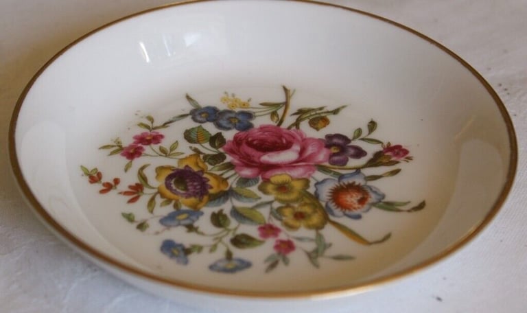 Royal Worcester Fine Bone China Butter Pat/Pin Dish - Bournemouth Floral Pattern