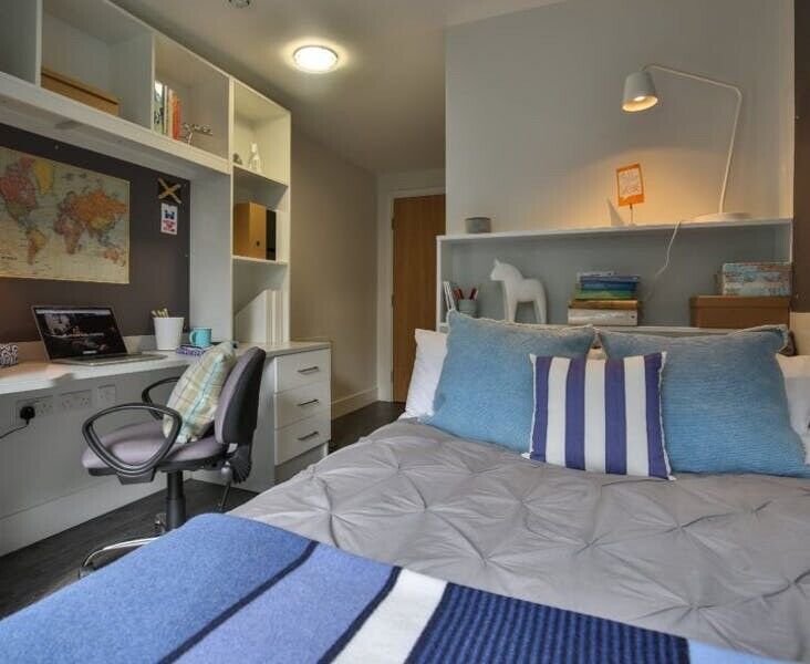 STUDENT ROOMS TO RENT IN SHEFFIELD. ENSUITE WITH PRIVATE ROOM, BATHROOM, KITCHEN, STUDY SPACE
