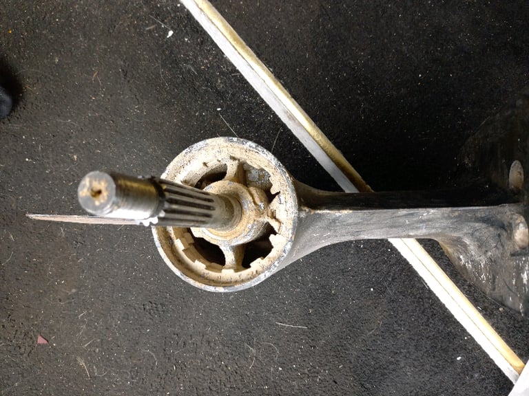 Mercury 50hp lower unit 2 stroke.