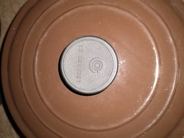 image for Vintage Le Creuset round Dutch Oven/Casserole NO OFFERS