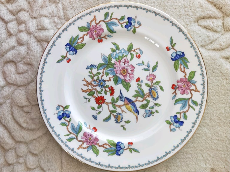 image for Aynsley Wall Plate fine Bone China