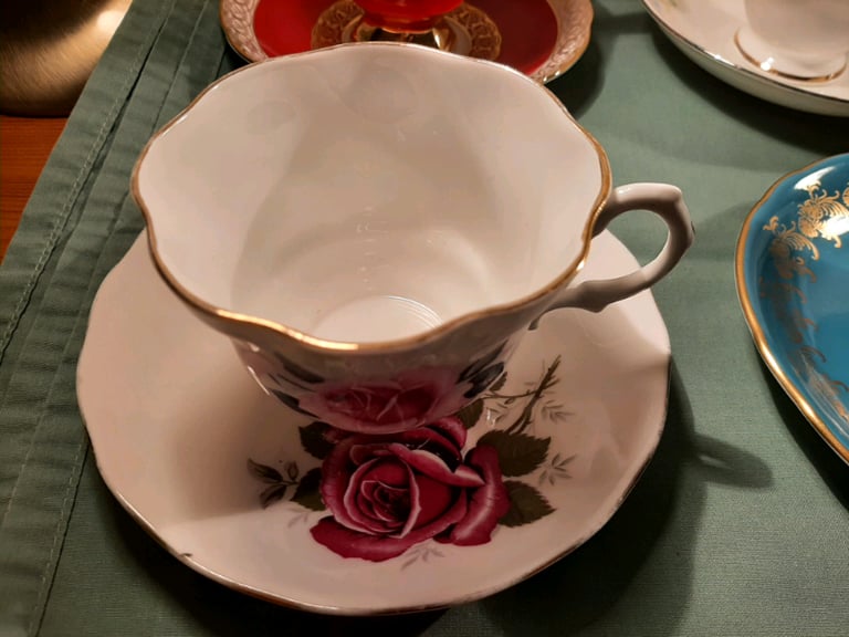 Vintage Fine Bone China Tea Cups and Saucers