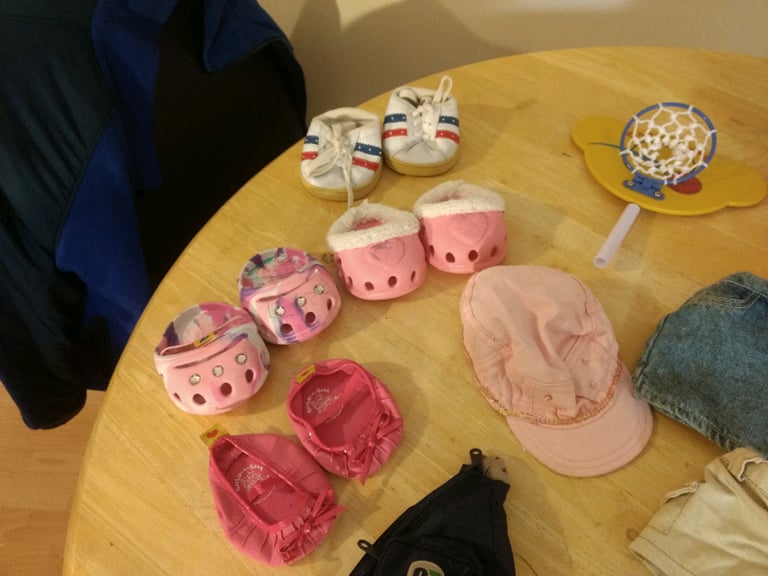 Build-A-Bear Girls chest of drawers, Clothes And Accessories Bundle