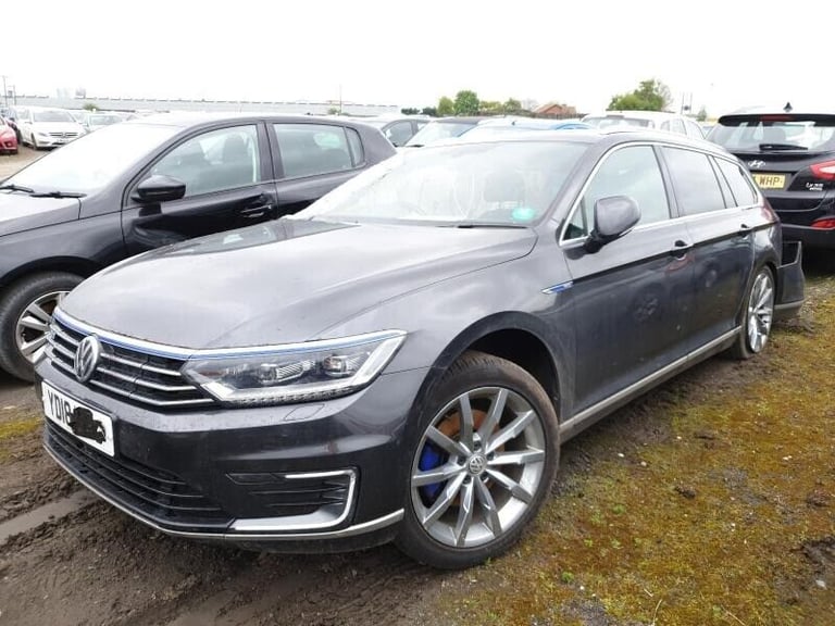 VW VOLKSWAGEN PASSAT GTE B8 SALOON ESTATE BREAKING SPARES 2015+ AIRBAG ALLOY DOORS AXLE CORNERS