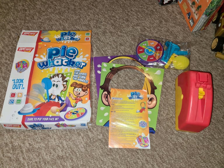 Pie whacker (pie face) game BNIB
