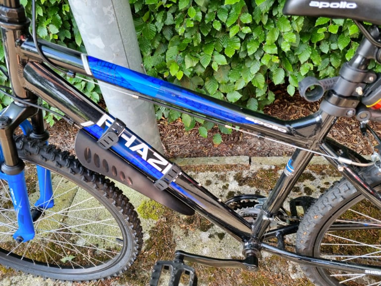 Apollo Phaze bike 20 inch frame as new 18 speed bicycle accessories 